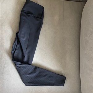 Lululemon black leggings